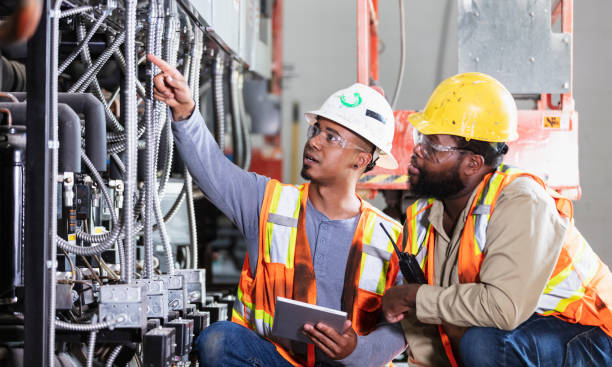 Best Local Electrician Companies  in Fairlawn, VA